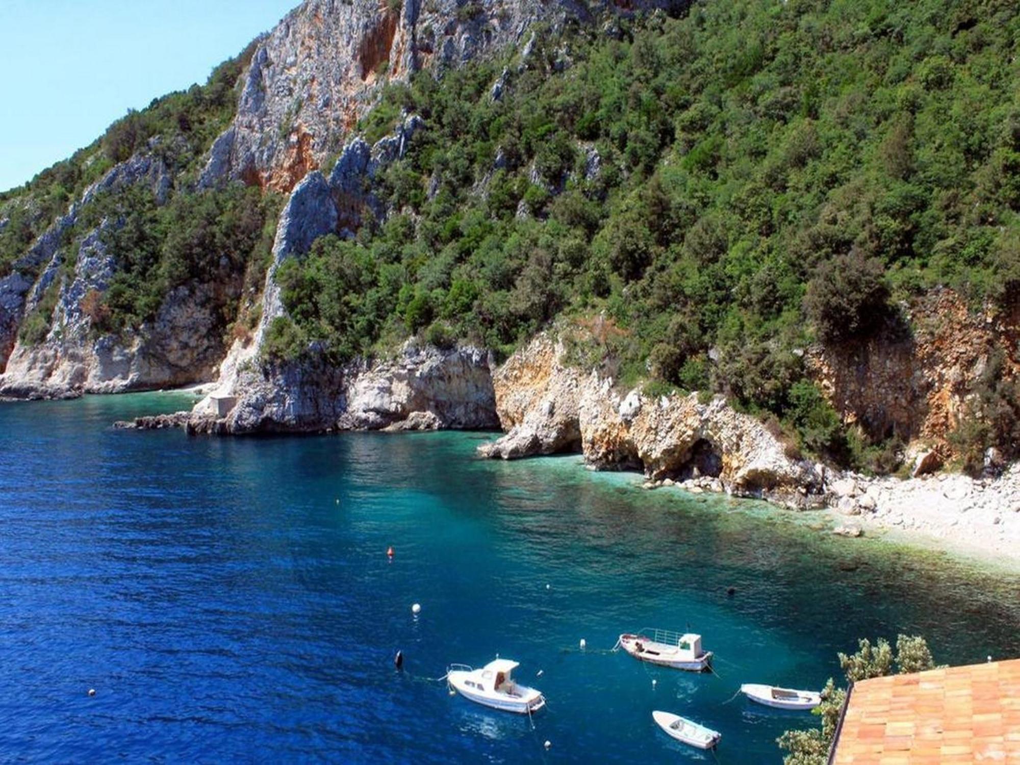Apartments Barbara Brseč Εξωτερικό φωτογραφία